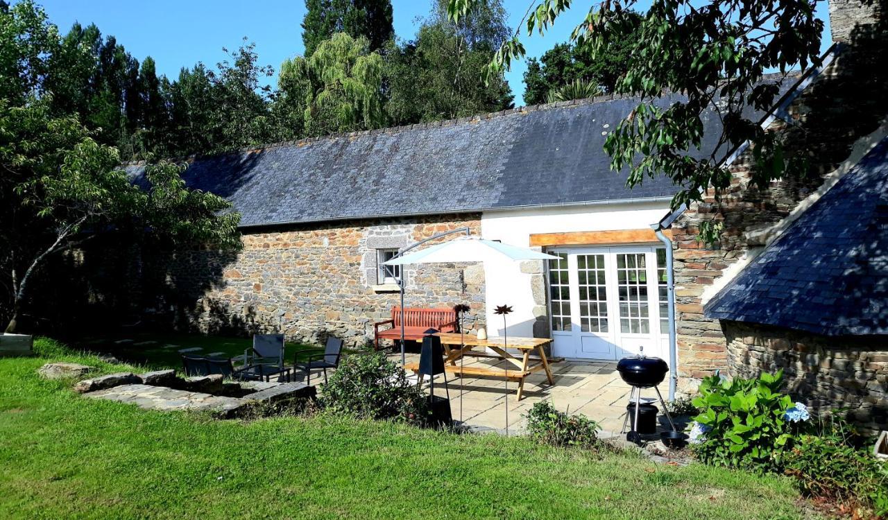 Gite Du Manoir Des Haies Villa Les Champs-Geraux Exterior photo